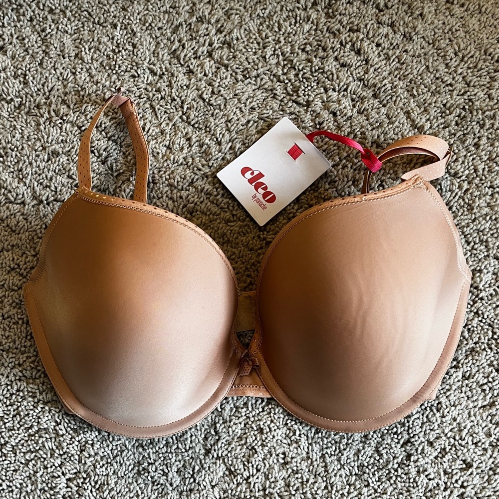 NWT Cleo Koko Plunge Bra
